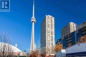 Building Photo - 270 Queens Quay W