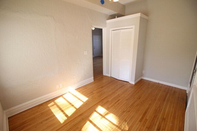 Building Photo - 301 S Palmway