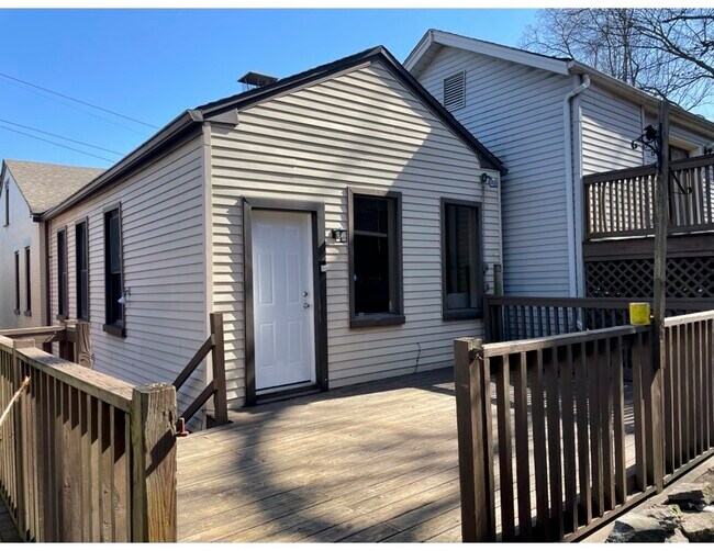 207 Western Ave, Covington, KY 41011 Townhome Rentals in Covington KY