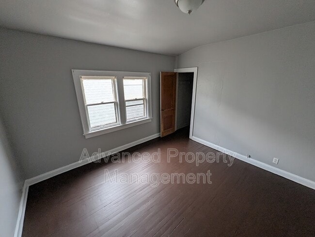 Building Photo - 3859 N 21st St