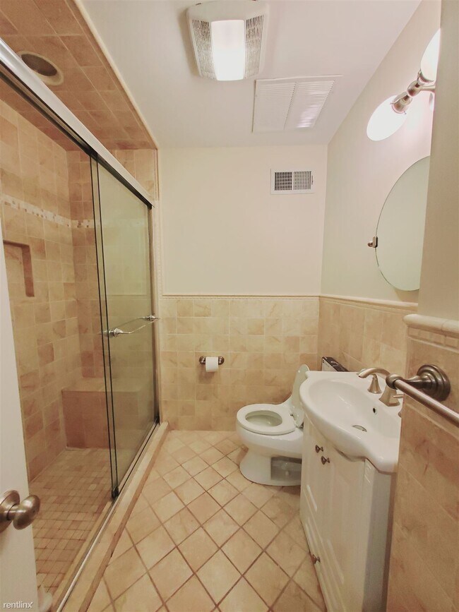 Building Photo - 3 br, 2 bath House - 35 Knollwood Ave