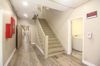 Building Photo - 647 W 18th St