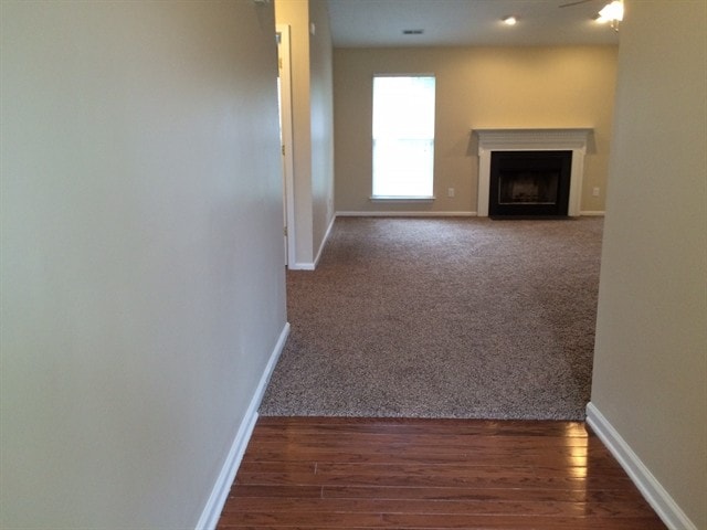 Foto del edificio - 120 Birch Hill Ct