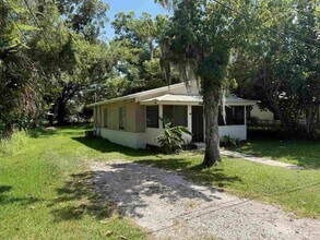 Building Photo - 347 Lena St