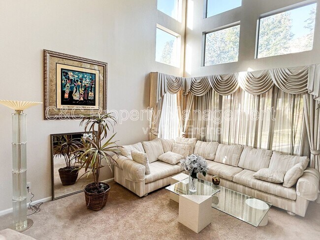 Foto del edificio - 23790 Blue Bill Ct
