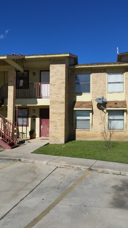 Foto del edificio - 12942 U.S. Hwy 87 W