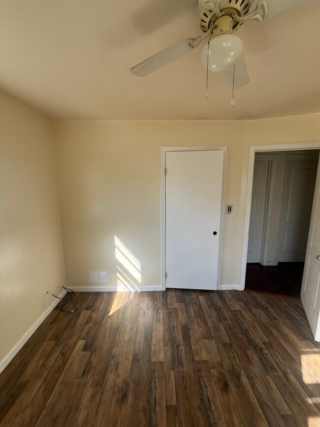 Foto del edificio - 5800 Roanoke Ave