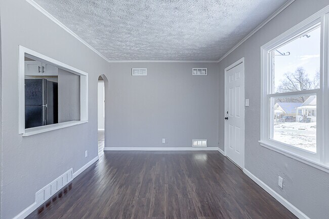 Foto del edificio - 5345 N 33rd Ave