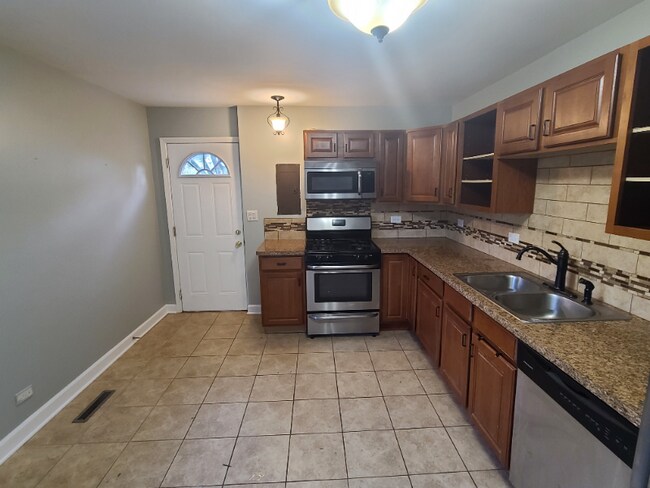 Foto del edificio - 202 E Streamwood Blvd