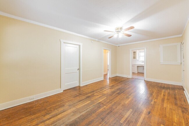 Foto del edificio - 631 E Ashby Pl