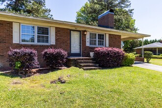 Building Photo - 207 S Alston St