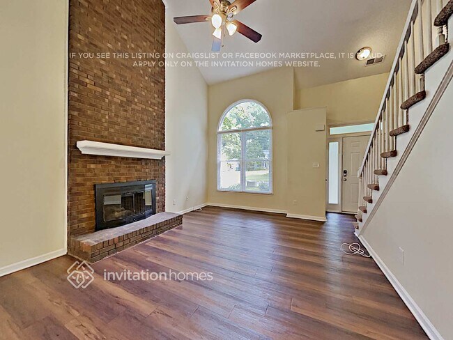 Foto del edificio - 8613 Hornwood Ct