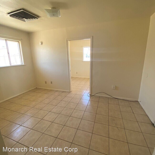 Building Photo - 1235 E Hernandez Rd