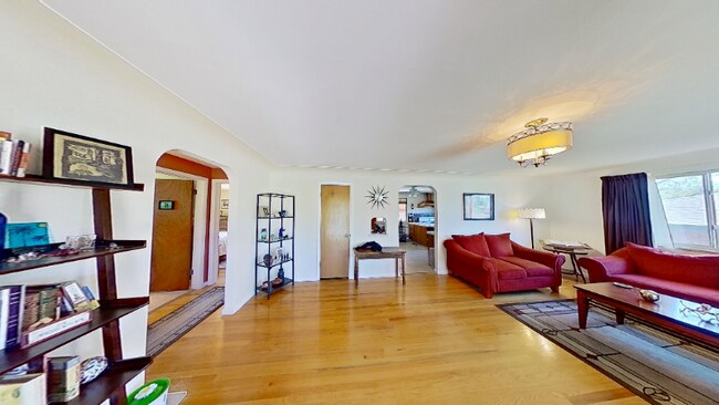 Building Photo - 4030 S Fox St