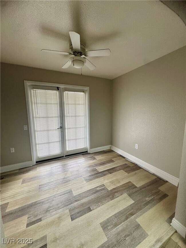 Building Photo - 2112 Sunfish Dr