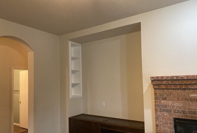 Foto del edificio - Stunning 3/2/2 in Mansfield with covered p...