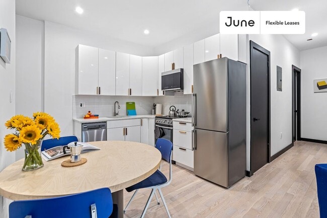 Building Photo - Harmonious ROOM at The Maison on Edgecombe