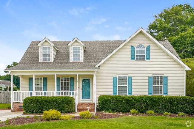 Building Photo - 147 Tralee Dr