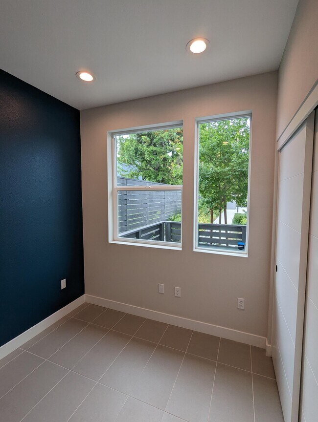 Foto del edificio - 3963 Wattling St