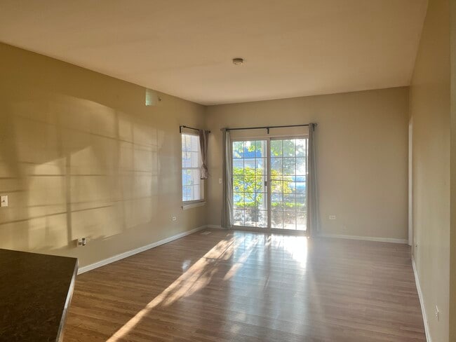 Foto del edificio - 3275 Stratford Ct