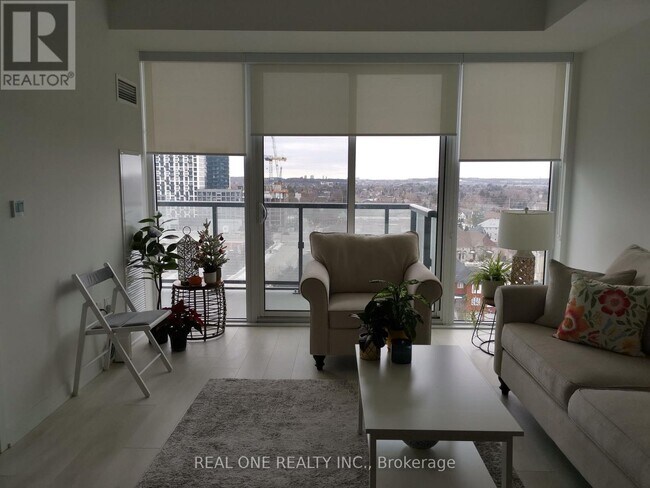 Building Photo - 85 Oneida Crescent