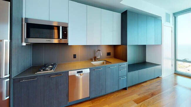 Interior Photo - 399 Fremont