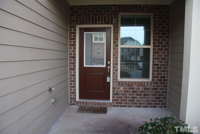 Building Photo - 10041 Lynnberry Pl