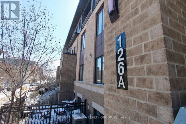 Building Photo - 126A Lindenshade Dr