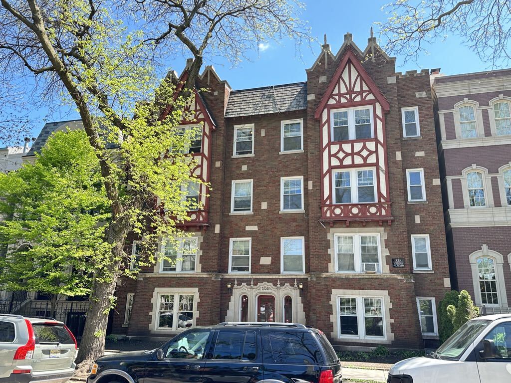 Primary Photo - 2129 N Dayton St