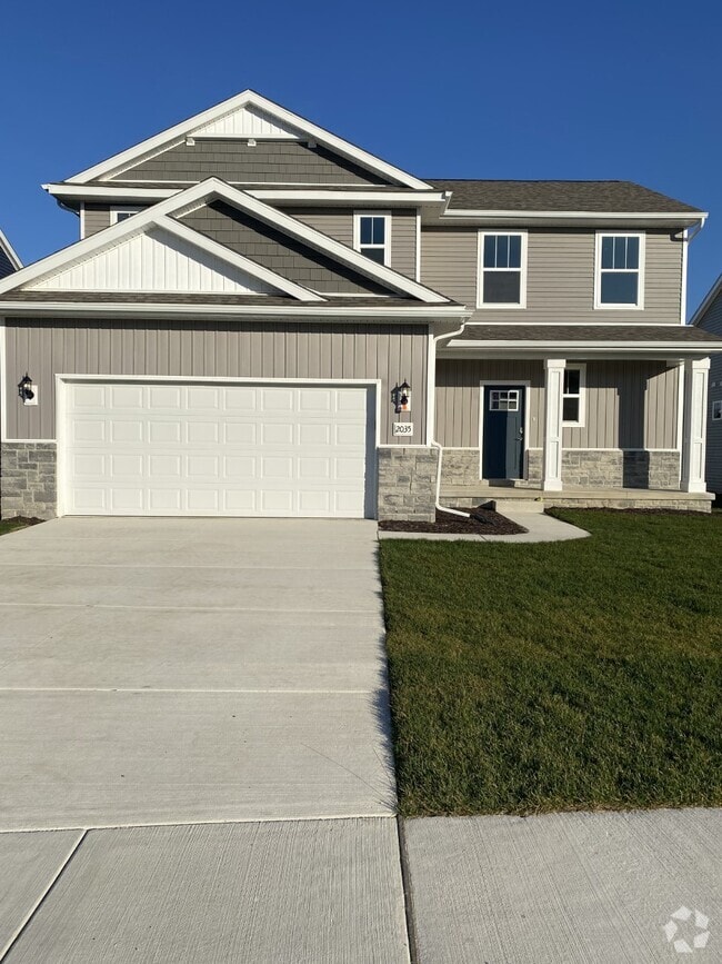 Building Photo - 2035 Steelwood Dr
