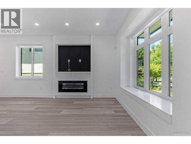 Photo du bâtiment - 2836 E 16th Ave