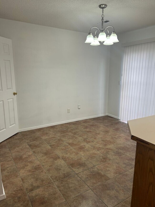 Foto del edificio - 1013 SE 5th St