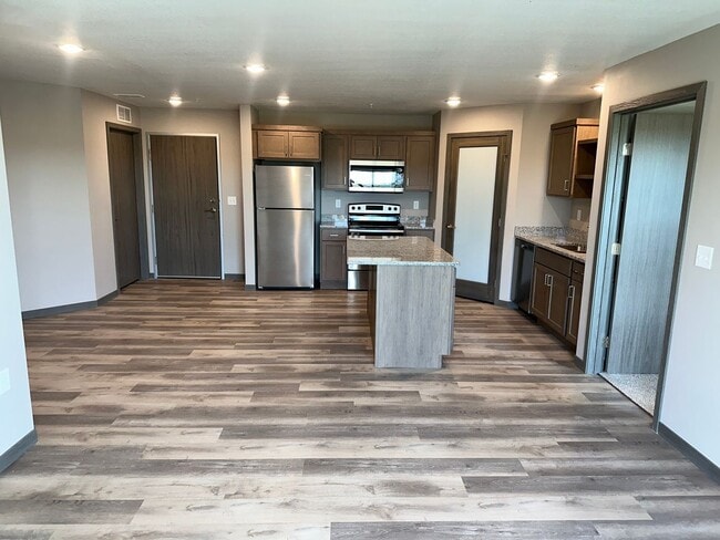Interior Photo - Wobegon Crossings