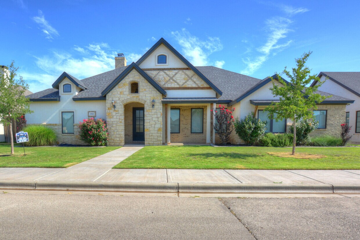 Foto principal - 5918 112th St