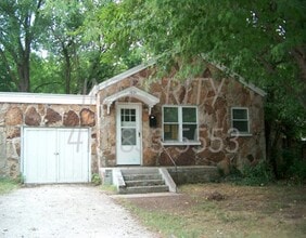 Building Photo - 1849-1951 N Johnston Ave