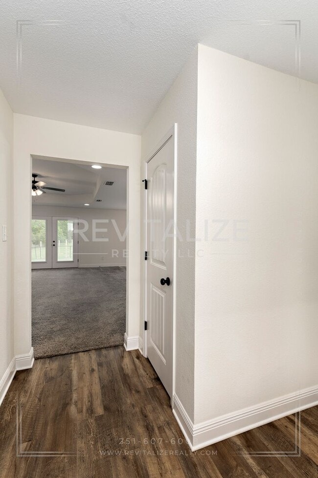 Building Photo - Elegant 4 Bed 3 Bath Cul-de-sac Home in Silverhill