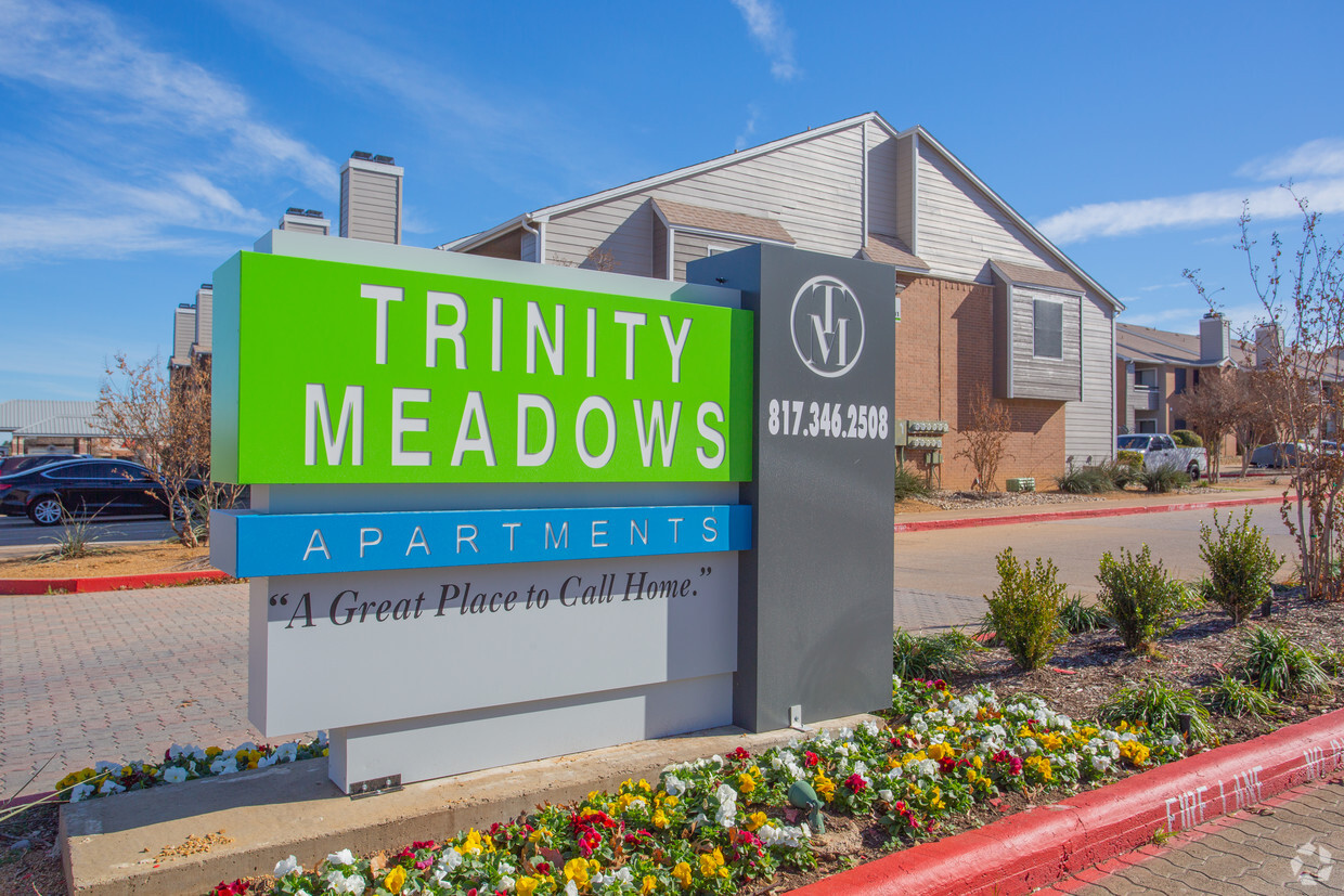 Foto principal - Trinity Meadows Apartments