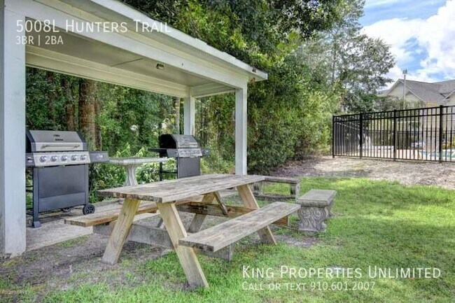 Building Photo - 5008L Hunters Trail
