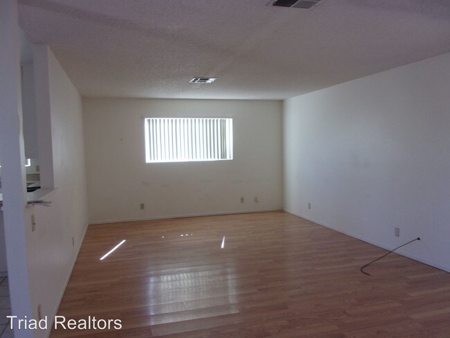 Building Photo - 6978 Juniper Ave