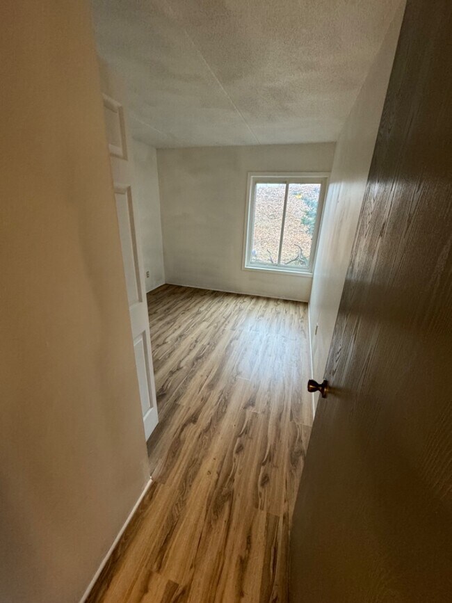 Foto del edificio - 4 Manor Dr