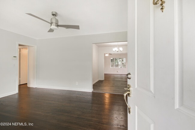 Building Photo - 6418 Terry Parker Dr N