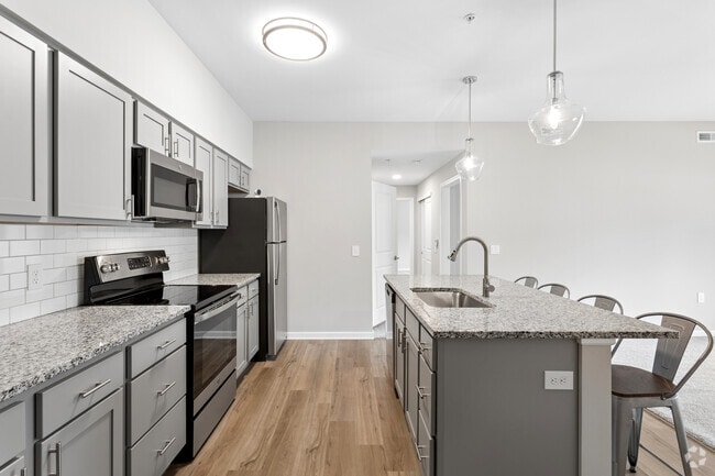 Interior Photo - The Everett Gahanna