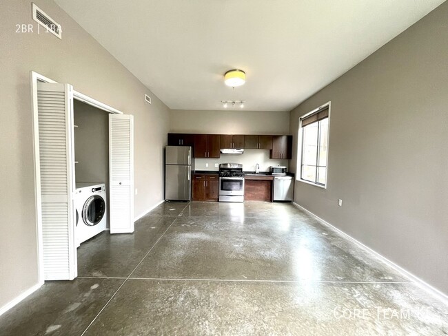 Foto del edificio - 3632 Gillham Rd