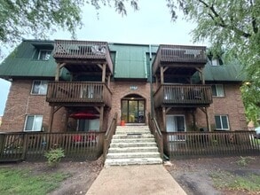 Building Photo - 1985 Tall Oaks Dr