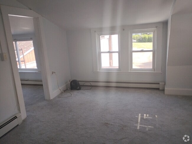 Building Photo - 151 Canton St