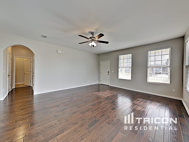 Building Photo - 3410 Wilhoit Ct