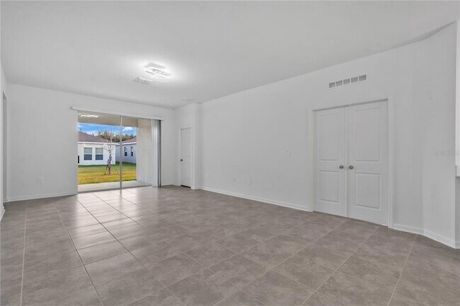 Foto del edificio - 393 Kayden Cv