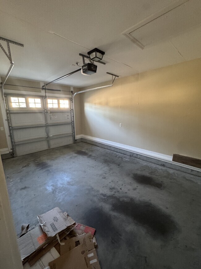 Foto del edificio - 3909A Nantucket Rd