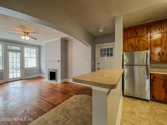 Foto del edificio - 2359 Oak St