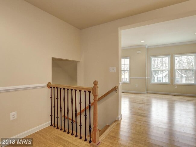 Staircase second floor - 5007 A St SE